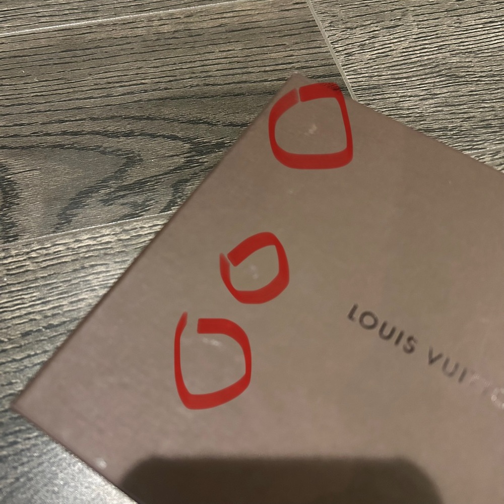 Louis Vuitton Empty Box - Picture 2 of 6